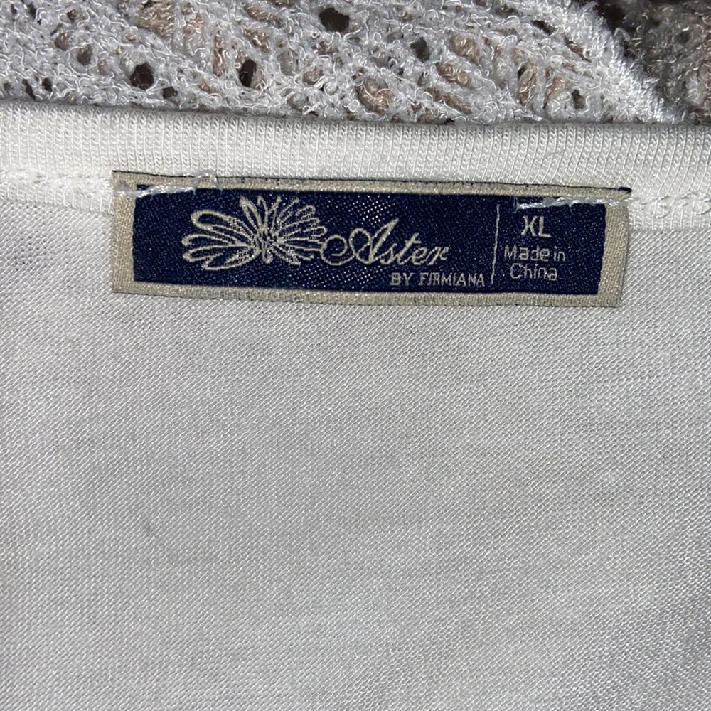 Astor by Firmiana White Dress - Picture 8 of 8